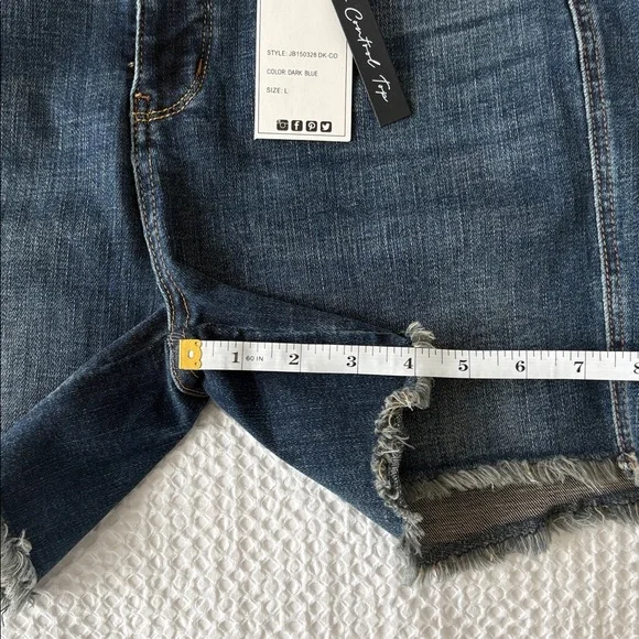 Judy Blue High Waist Tummy Control Cutoff Shorts Dark Wash Raw Hem NWT L - Picture 10 of 12
